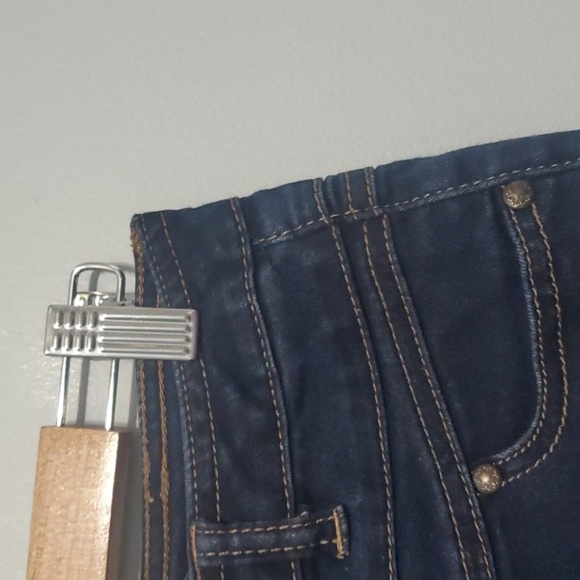 RUE 21 Blue Denim Shorts Womens Size 3 / 4 Juniors Summer Fun 2% Spandex - Picture 5 of 12